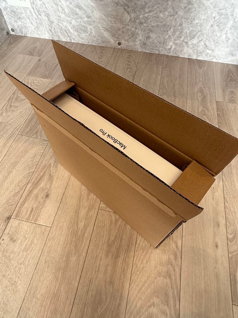 Apple MacBook Pro スペースグレー 本体【難あり品】