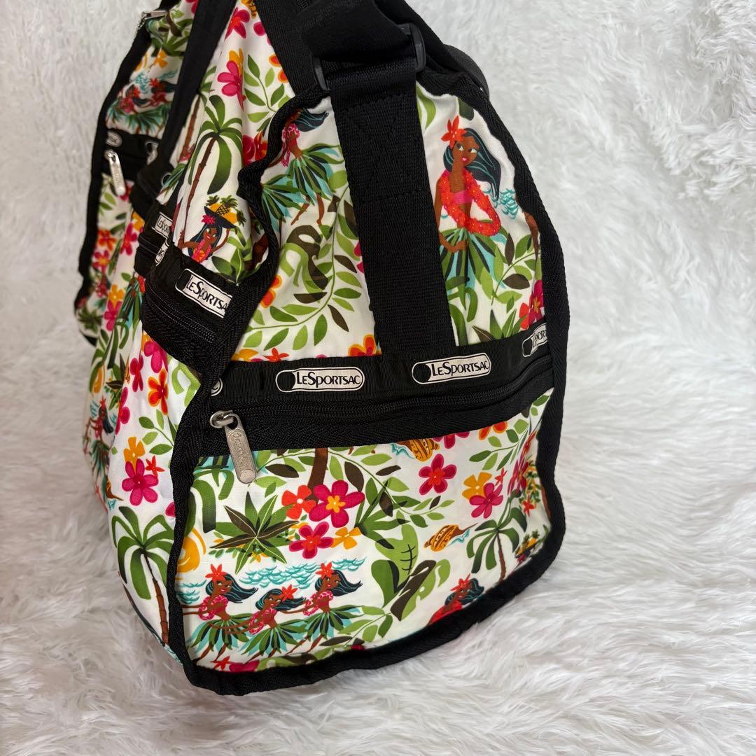 LeSportsac ハワイ限定モデル　フラダンス　 鍵付き　大容量　ポーチ付き