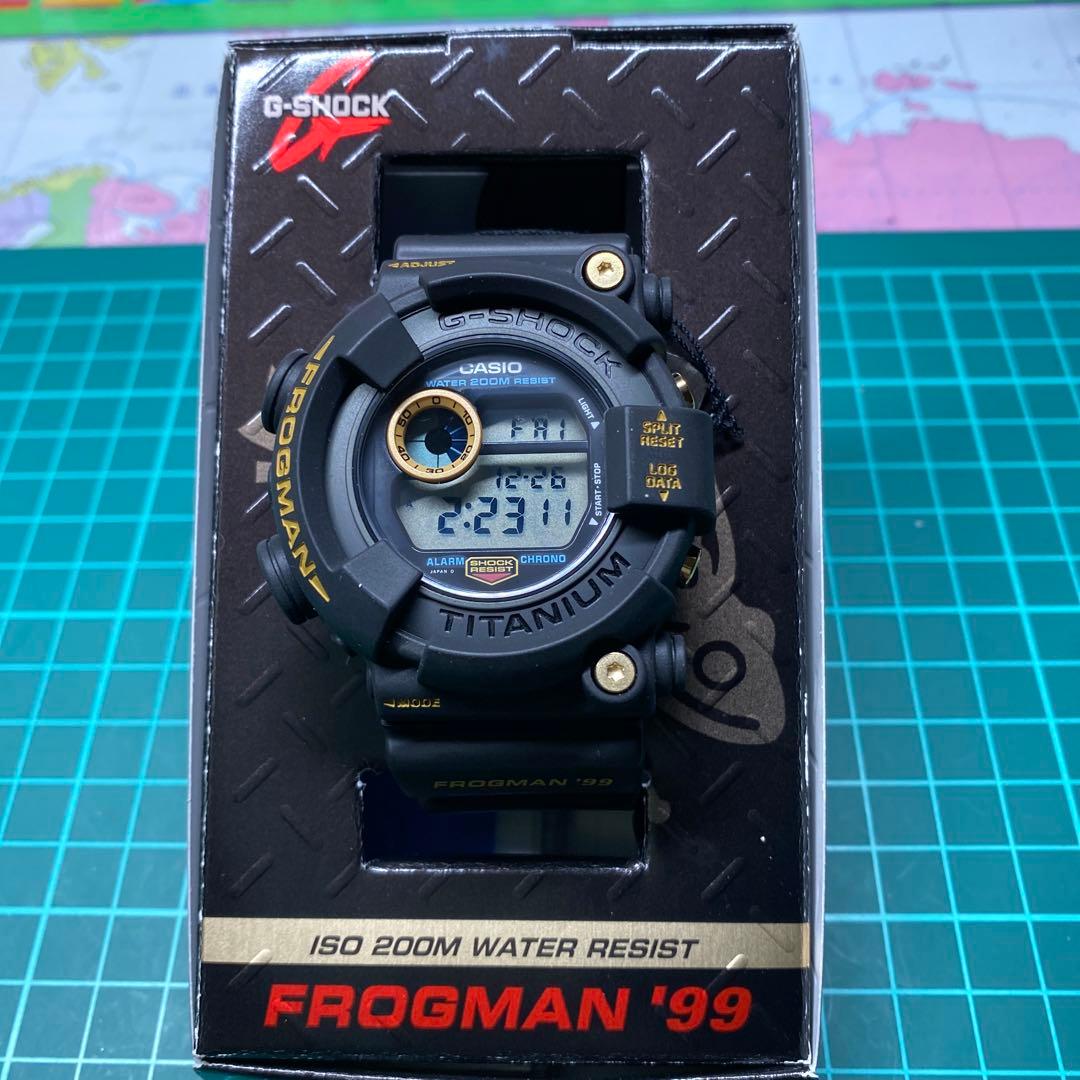 G-SHOCK FROGMAN'99 DW-8200BU-9AT 黒金蛙　カシオ