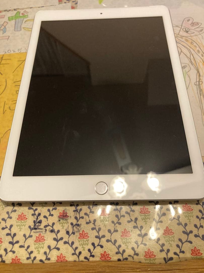 ipad第6世代 Wi-Fi+cellular 32GB