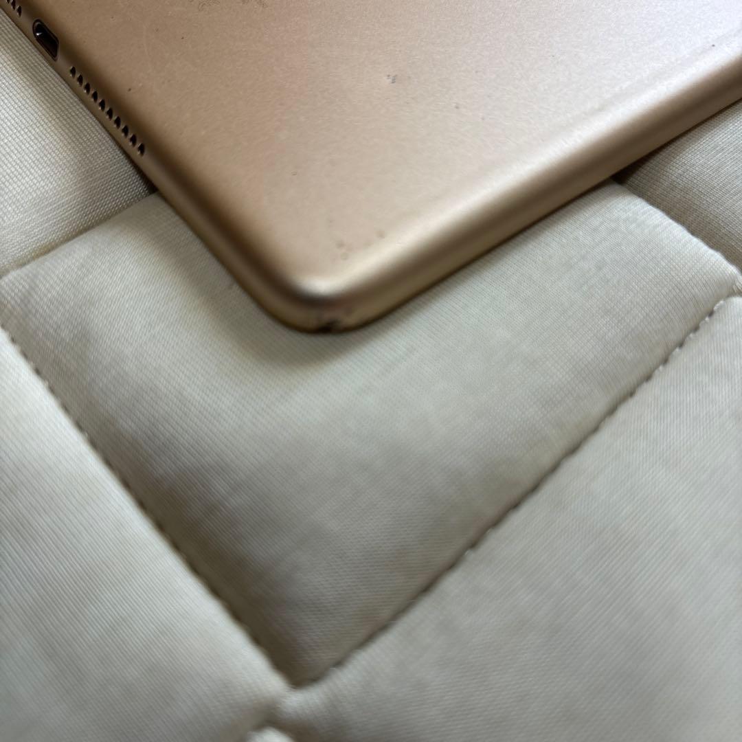 値下げ！Apple iPad mini 4 Wi-Fi + Cellular