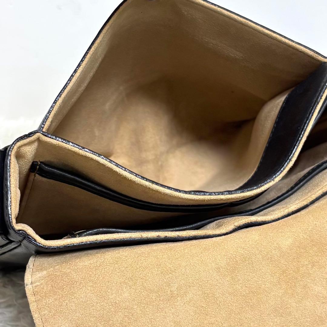【美品】 ココマイスター マットーネ マルチショルダー レザー ショルダーバッグ