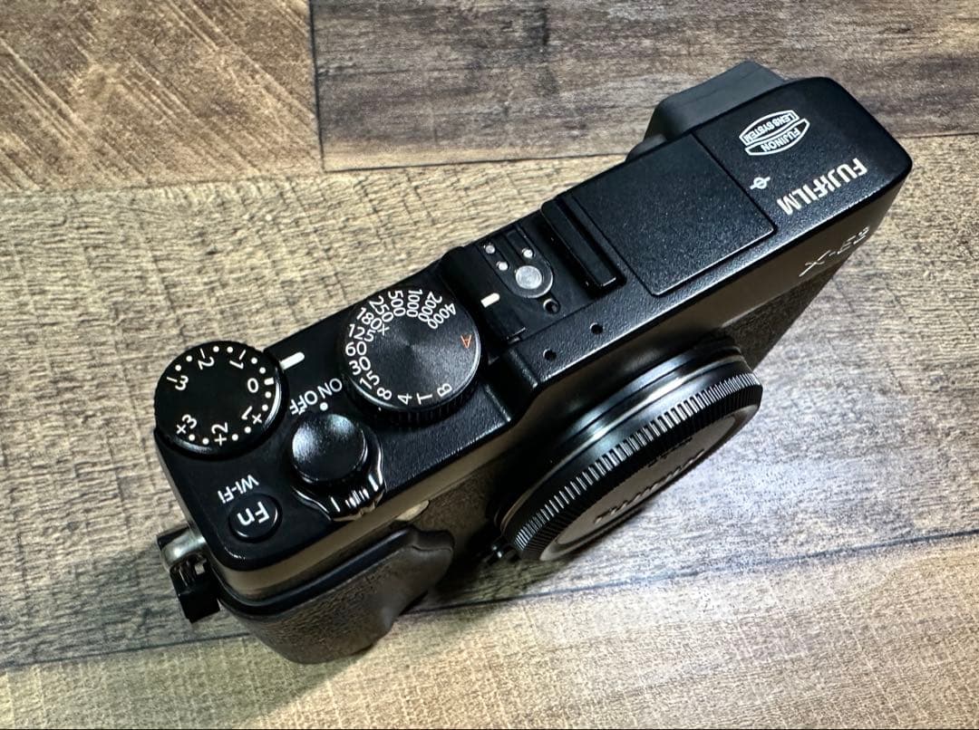 デジタルカメラ Fujifilm X-E2