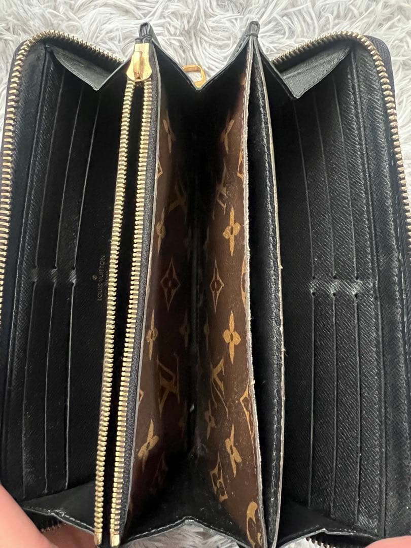 ルイヴィトン　長財布　黒色