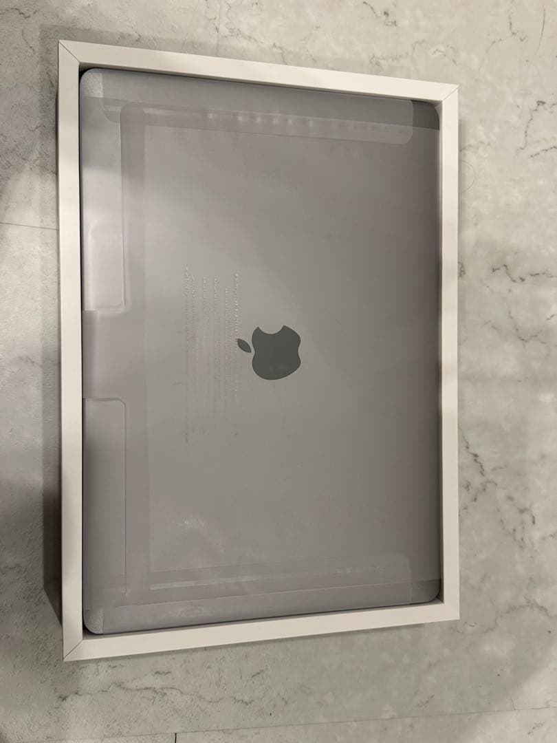 R*o様 極美品　Apple MacBook Pro M1 2020 本体