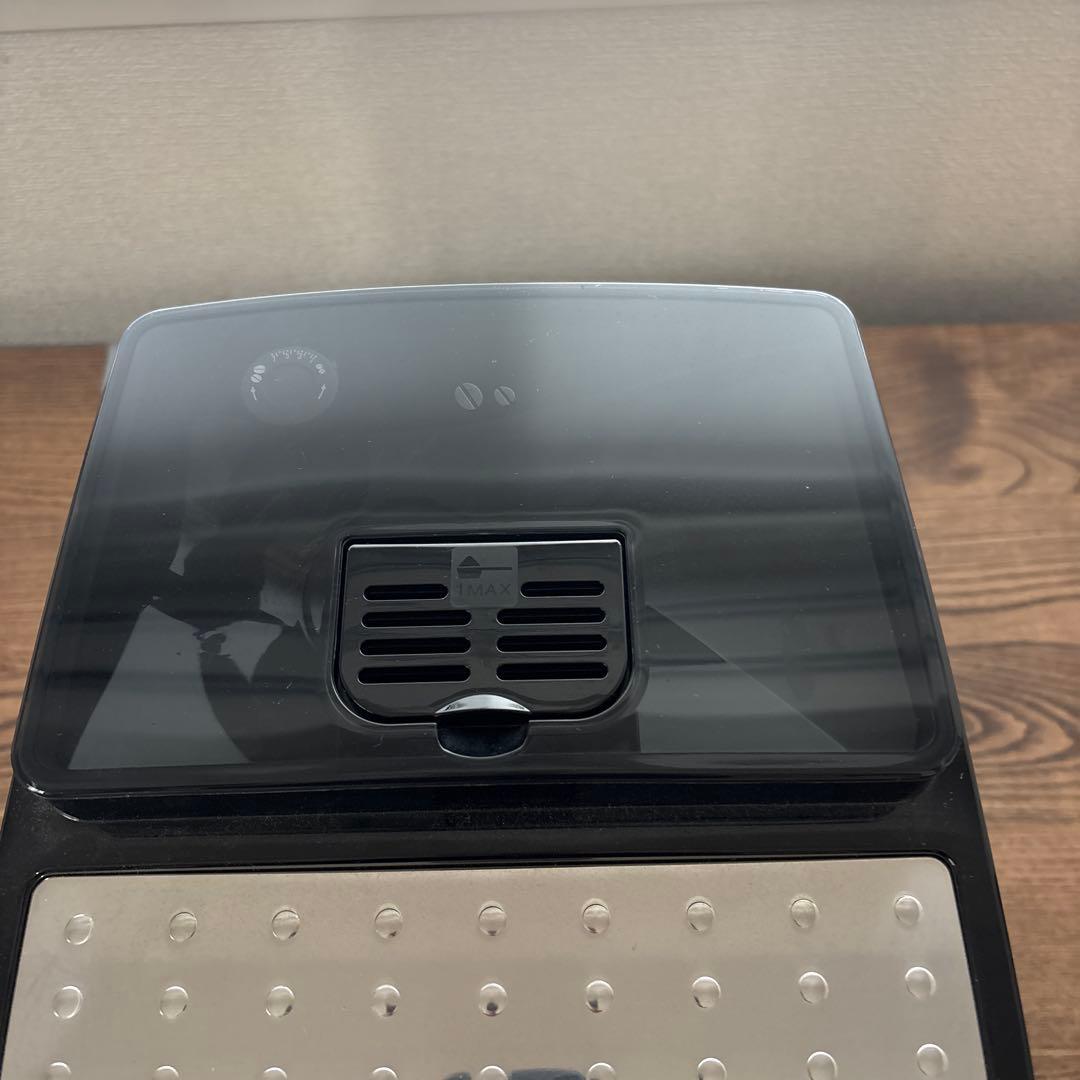 【美品】デロンギ DeLonghiコーヒー マグニフィカS ECAM22112