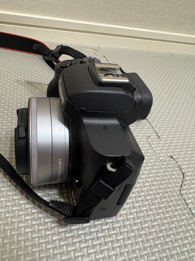 Canon EOS Kiss M レンズ2個つき