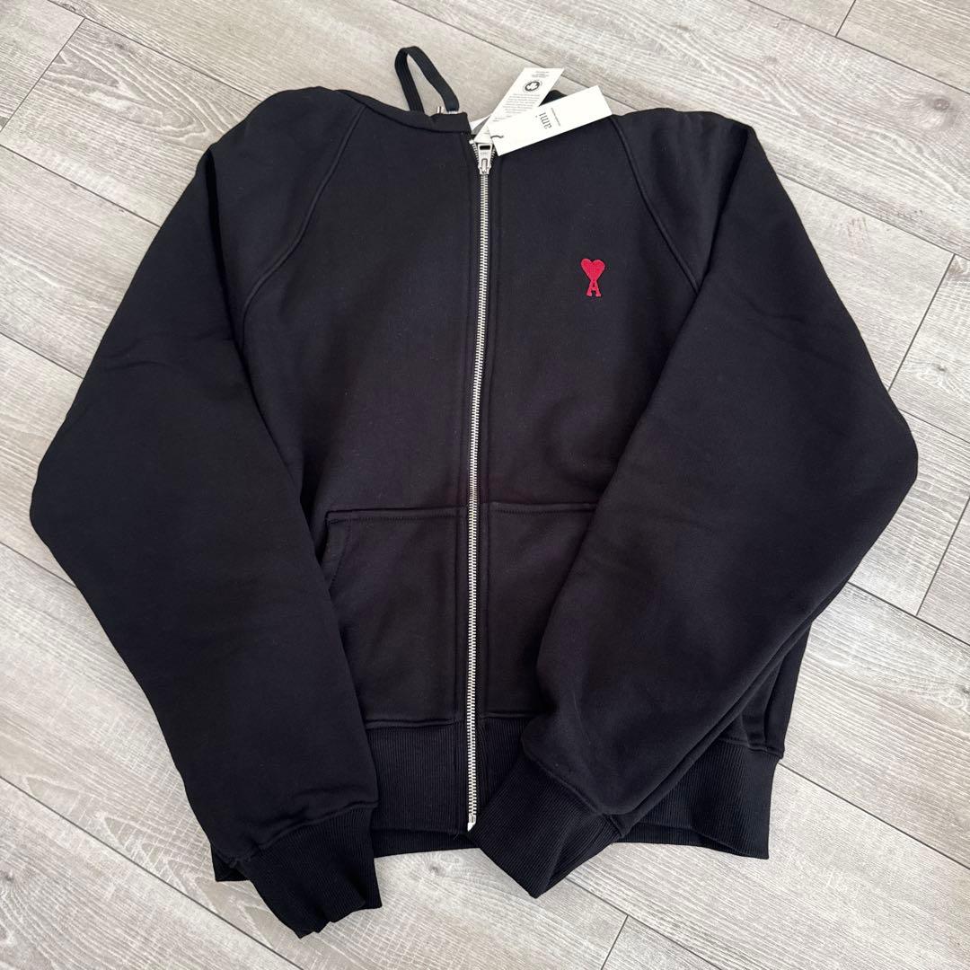 ❤︎Ami Paris❤︎黒 フルジップパーカー 黒 ユニセックスM 新品