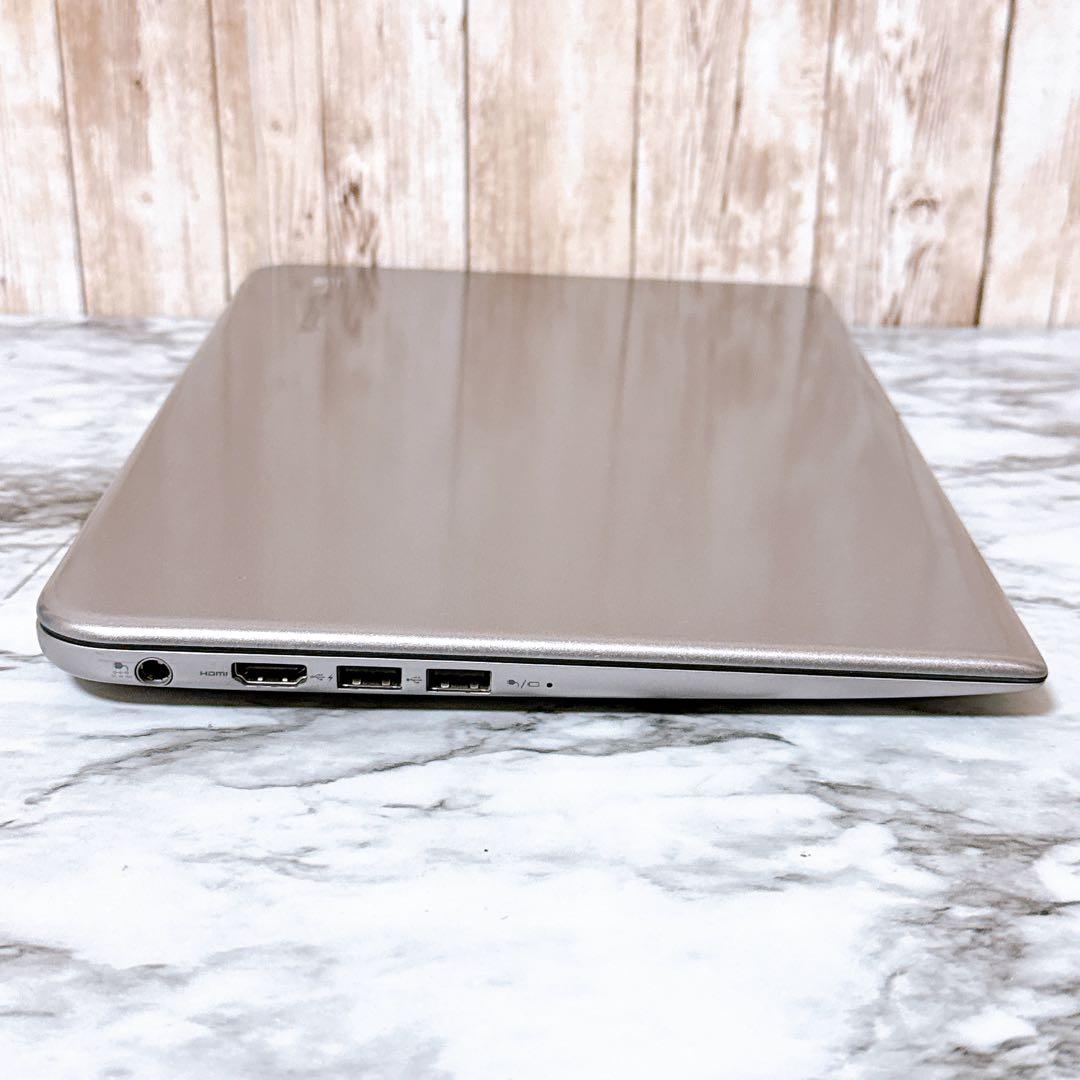 1台限定✨軽量パソコンPC 高性能i7＆爆速SSD/メモリ8GB✨持ち運びに便利