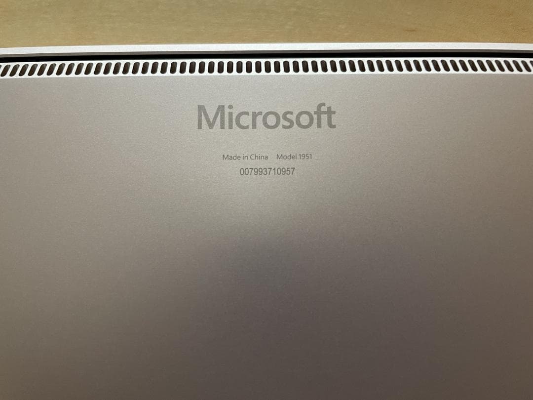 ジャンク Microsoft Surface Laptop Model1951