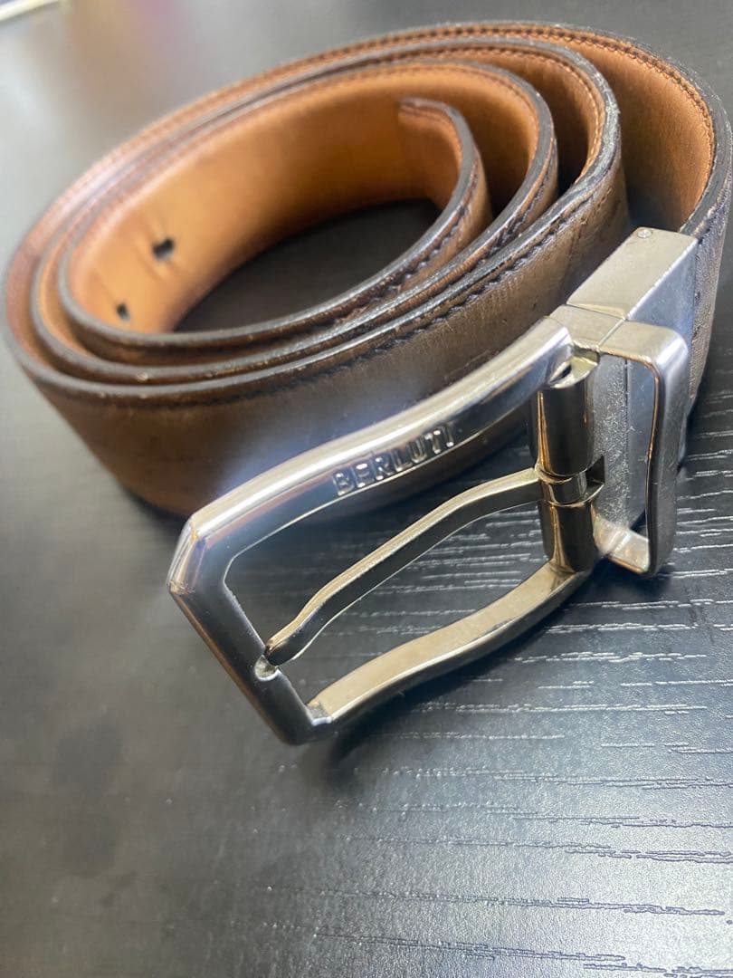 【今週限定値下げ】BERLUTI レザーベルト　ベルルッティ