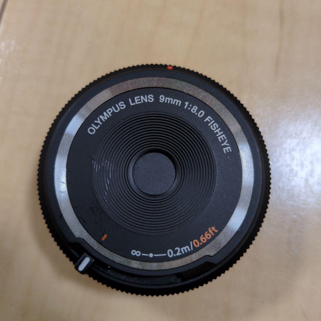 OLYMPUS OM-D E-M1 Mark II 本体とレンズ