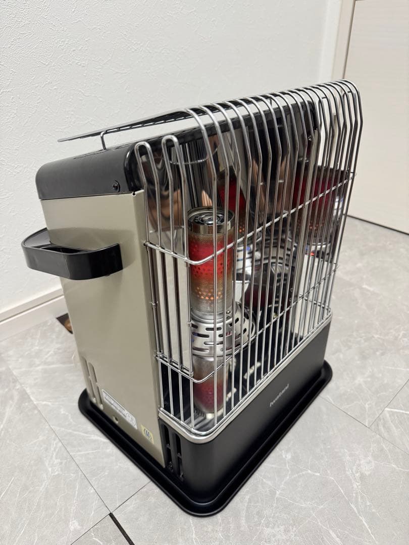 イワタニ　カセットガスストーブ　CB-CGS-HPR