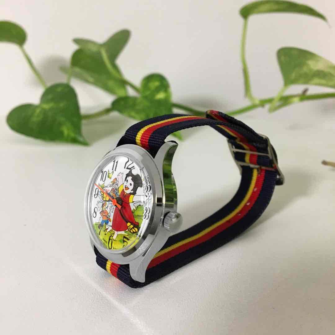 希少　レトロ　アルプスの少女ハイジ　　　　　　　　　　　　　　　腕時計（手巻き）