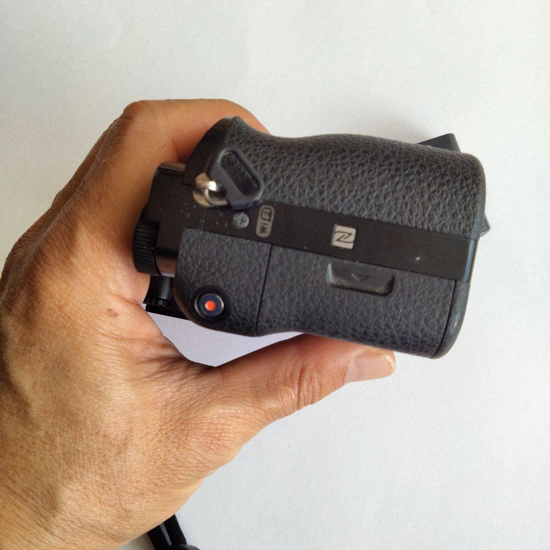 SONY α7 ミラーレスカメラ 本体 バッテリー付き