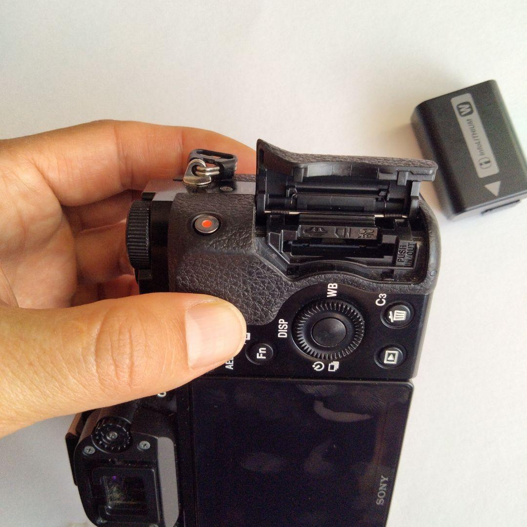 SONY α7 ミラーレスカメラ 本体 バッテリー付き