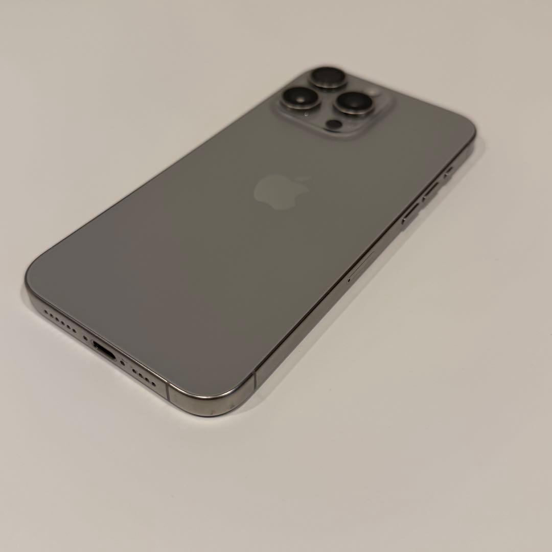 iPhone 15 Pro Max 256GB ナチュラルチタニウム