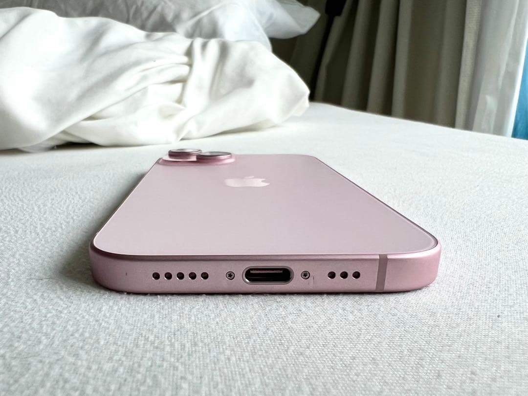 【美品】 iPhone15 ピンク 128GB simフリー 保護フィルム付き