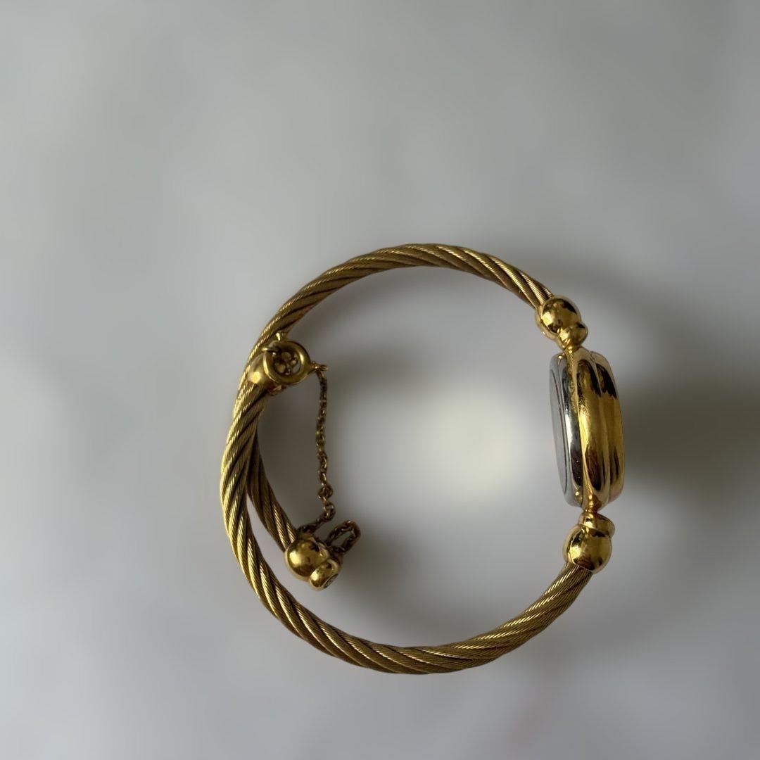 GUCCI ワイヤーバングルウオッチ2747L