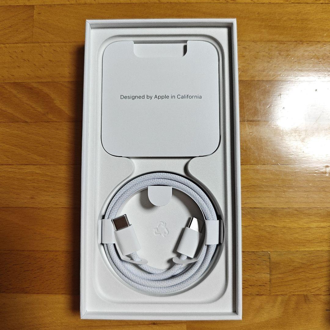 Apple iPhone 15 Pro 128GB ブラックチタン おまけ付き