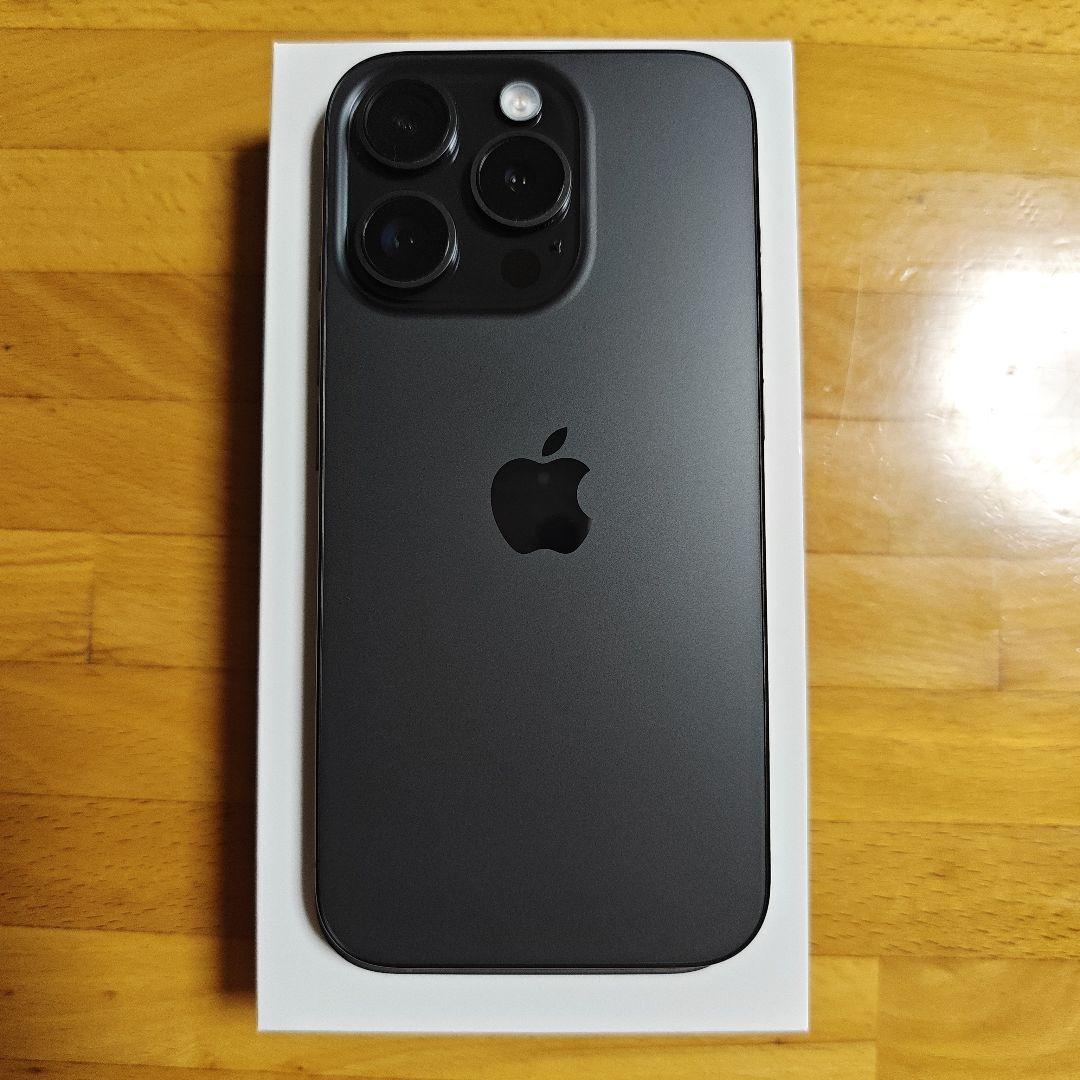 Apple iPhone 15 Pro 128GB ブラックチタン おまけ付き