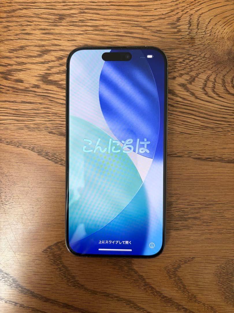 iPhone 15 Pro ナチュラルチタニウム128GB simフリー