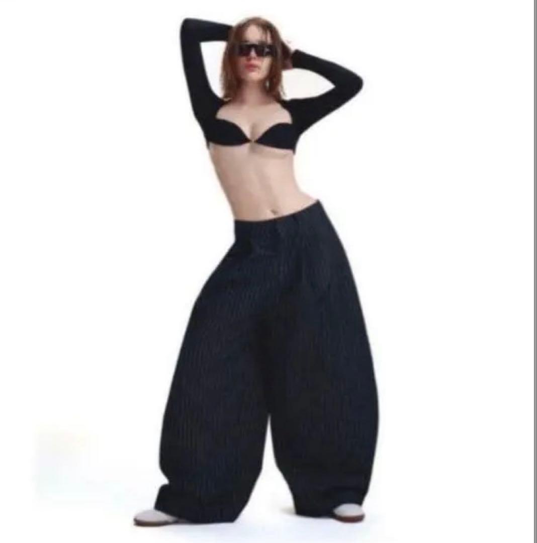 push push ストライプパンツ　ブラック　M