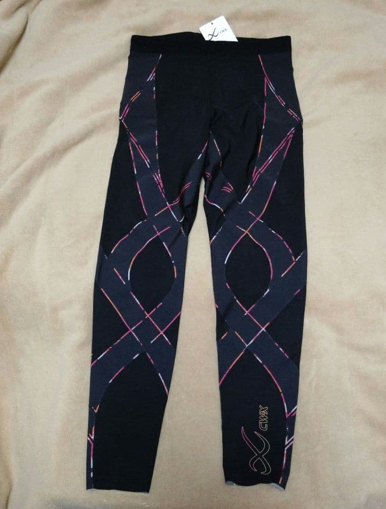 新品タグ付 CW-X ジェネレーター 2.0 レディース L 軽量 cwx 赤