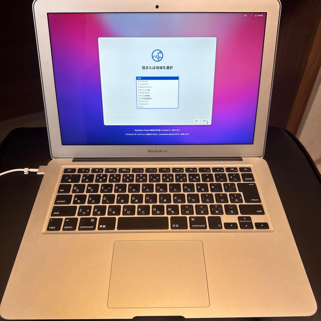 MacBook本体 MacBook Air 13-inch 2017 / 8GB / 128GB