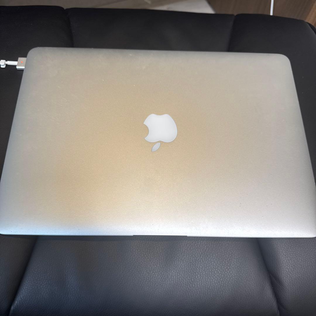 MacBook本体 MacBook Air 13-inch 2017 / 8GB / 128GB