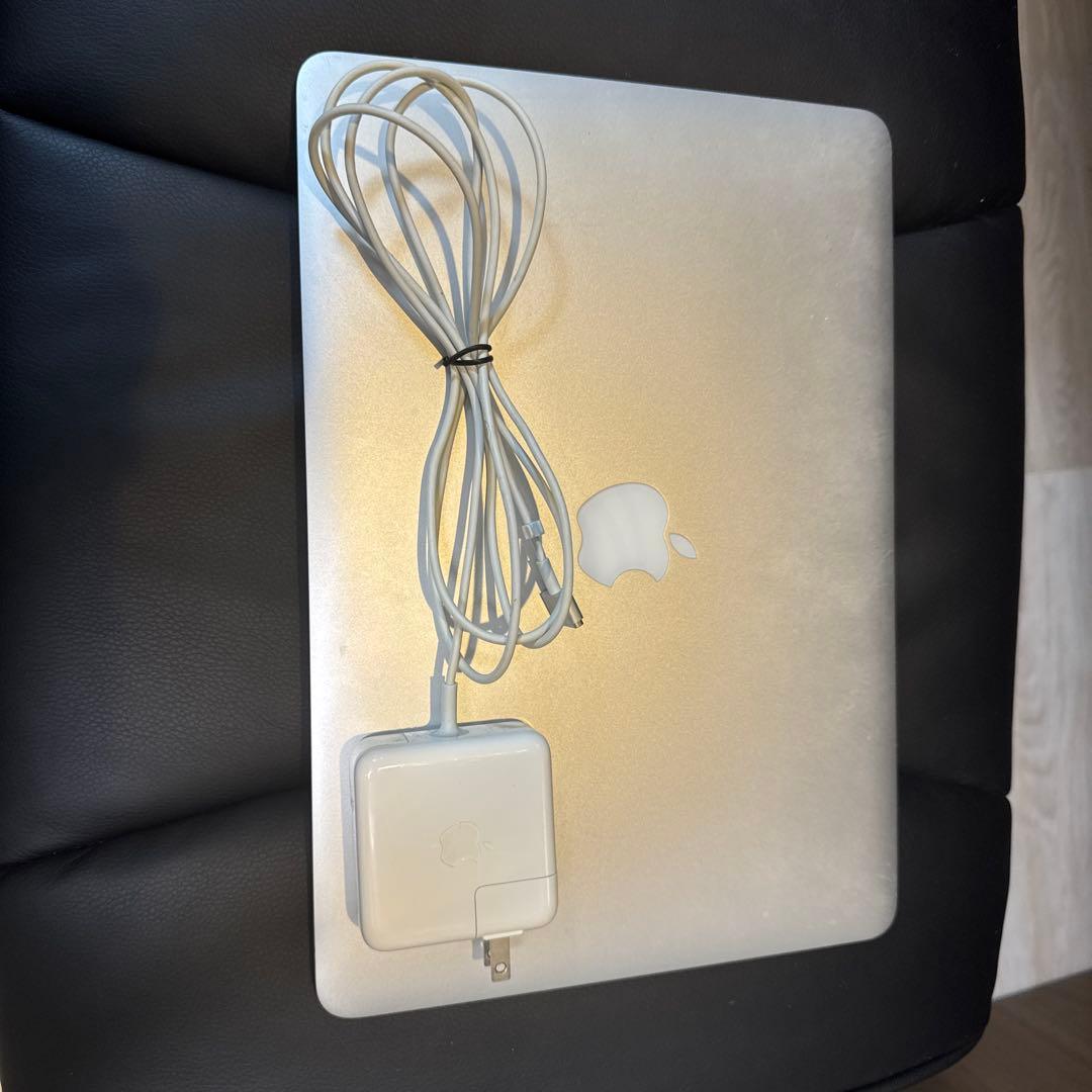 MacBook本体 MacBook Air 13-inch 2017 / 8GB / 128GB