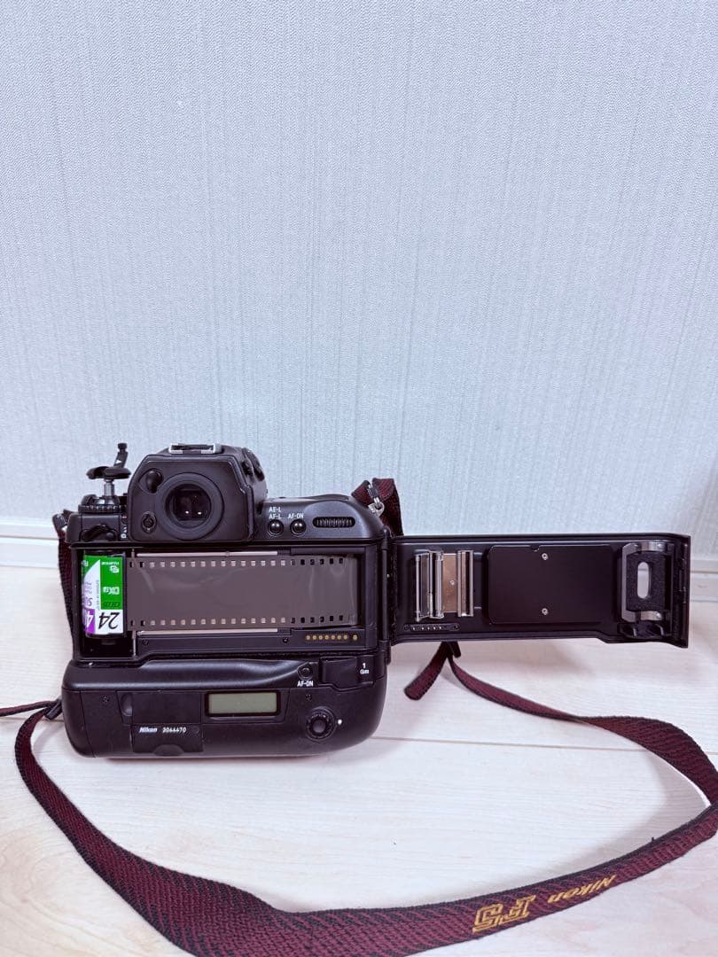 ★良品★ニコン NIKON F5 ボディ ★ レンズ　50mm F2.8D