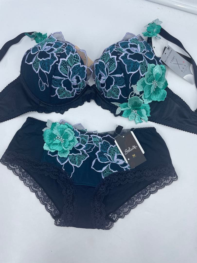 サルート　22G 王様と私　フロントエックス　G70-L