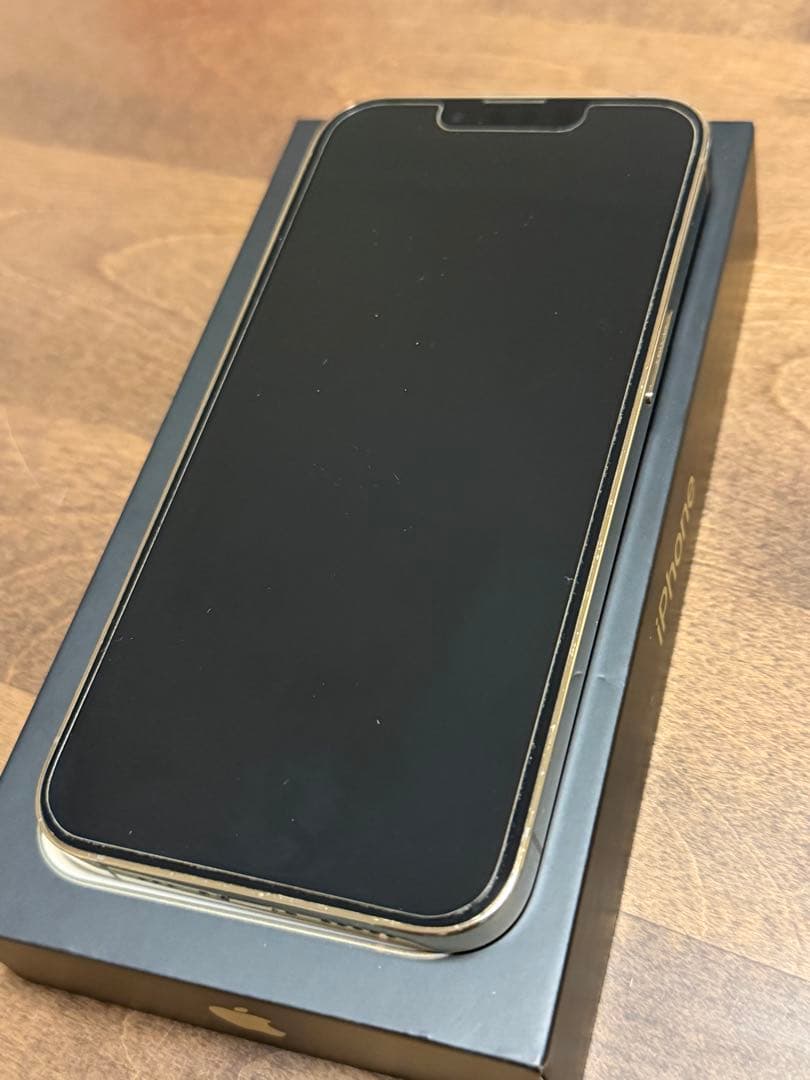 iPhone 13 Pro ゴールド 256G SIMフリー　美品