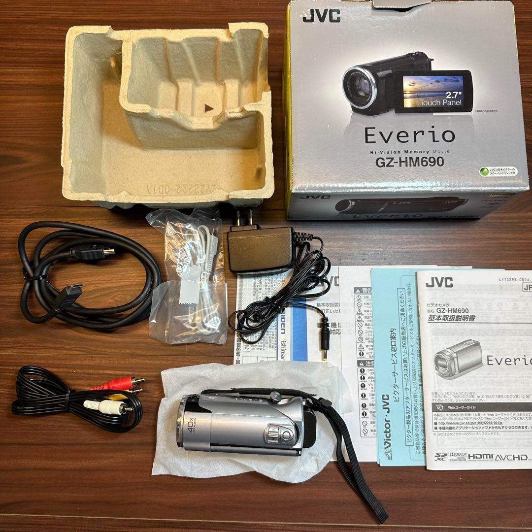 Victor JVC GZ-HM690-S ビデオカメラ 動作確認済み 0384