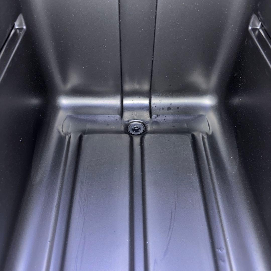 【2025年製】アイリスオーヤマ　ペルチェ式ワインセラー　PWC-331P-B