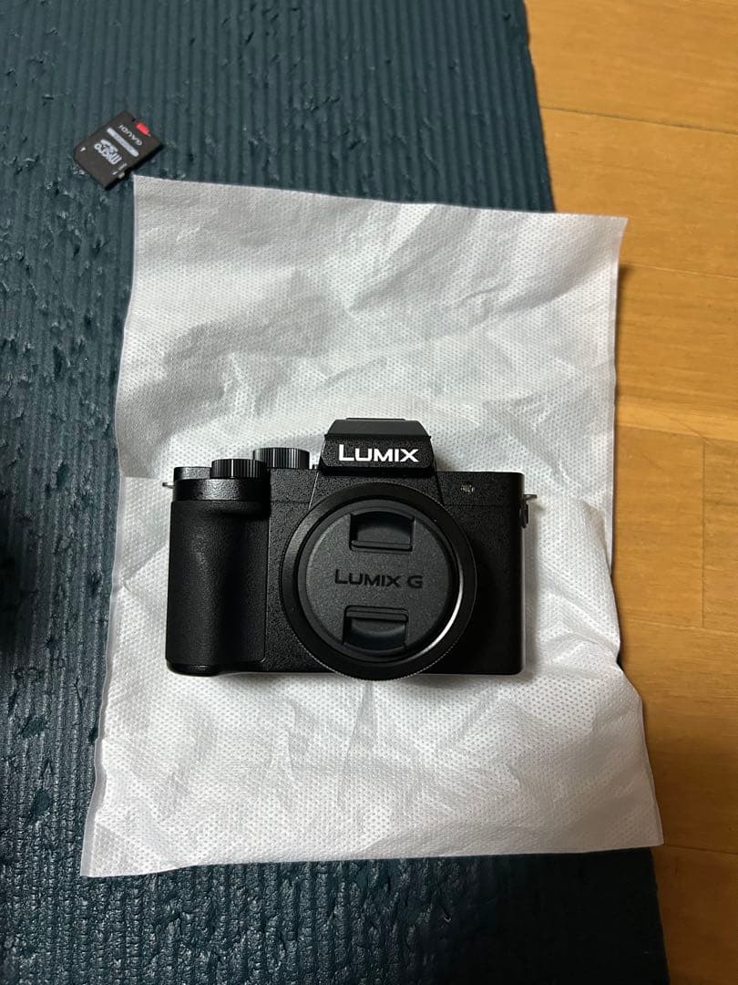 LUMIX Gシリーズ ミラーレスカメラ ブラック　DC-G100DK