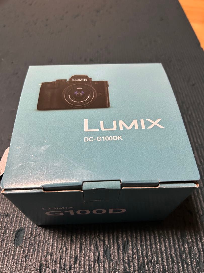 LUMIX Gシリーズ ミラーレスカメラ ブラック　DC-G100DK