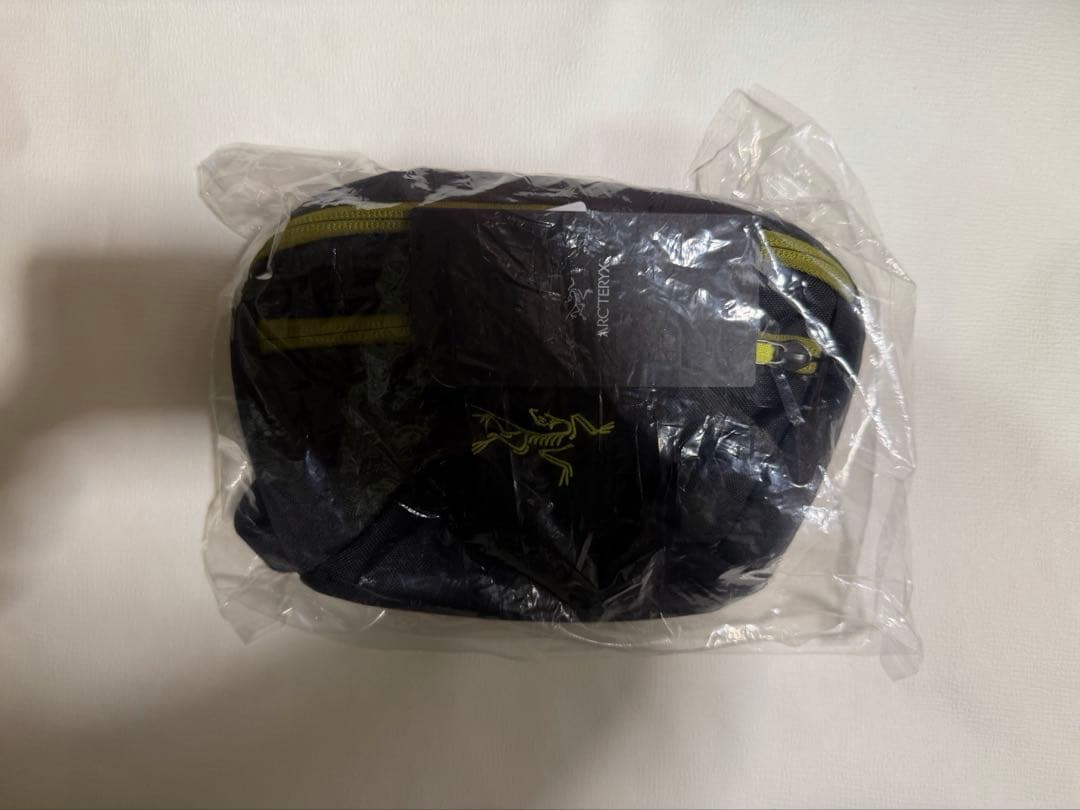 バッグ ARC'TERYX BEAMS Exclusive Mantis 1