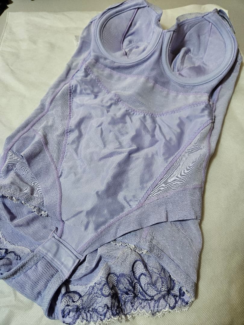 デコルテリュミエスイデラ ボディスーツC70