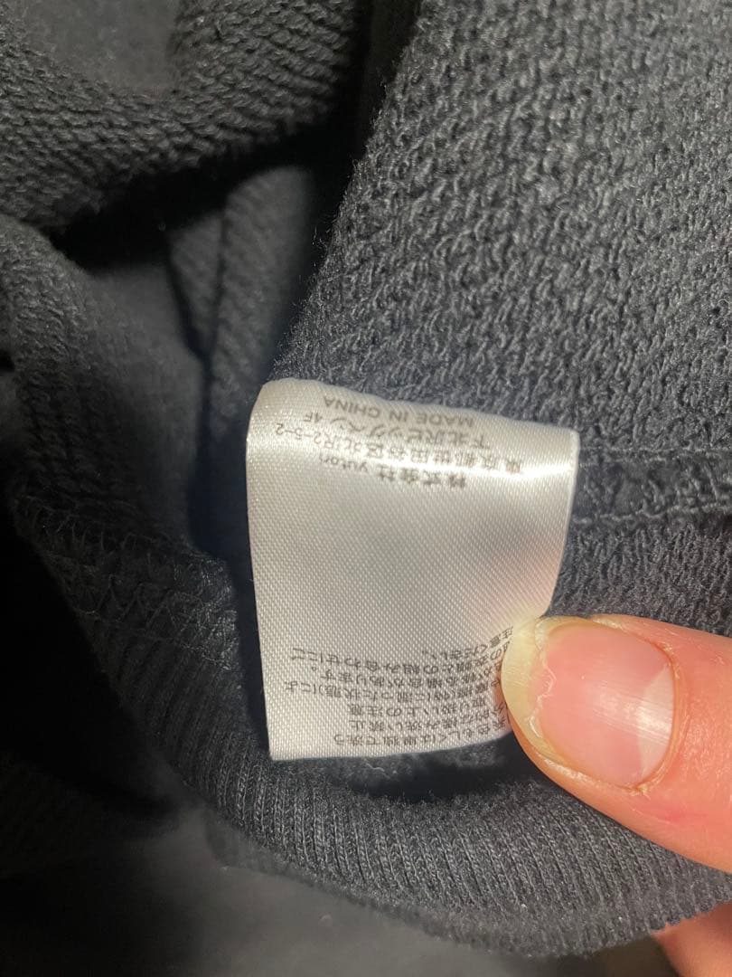 Blessü 黒 パーカー　Mサイズ