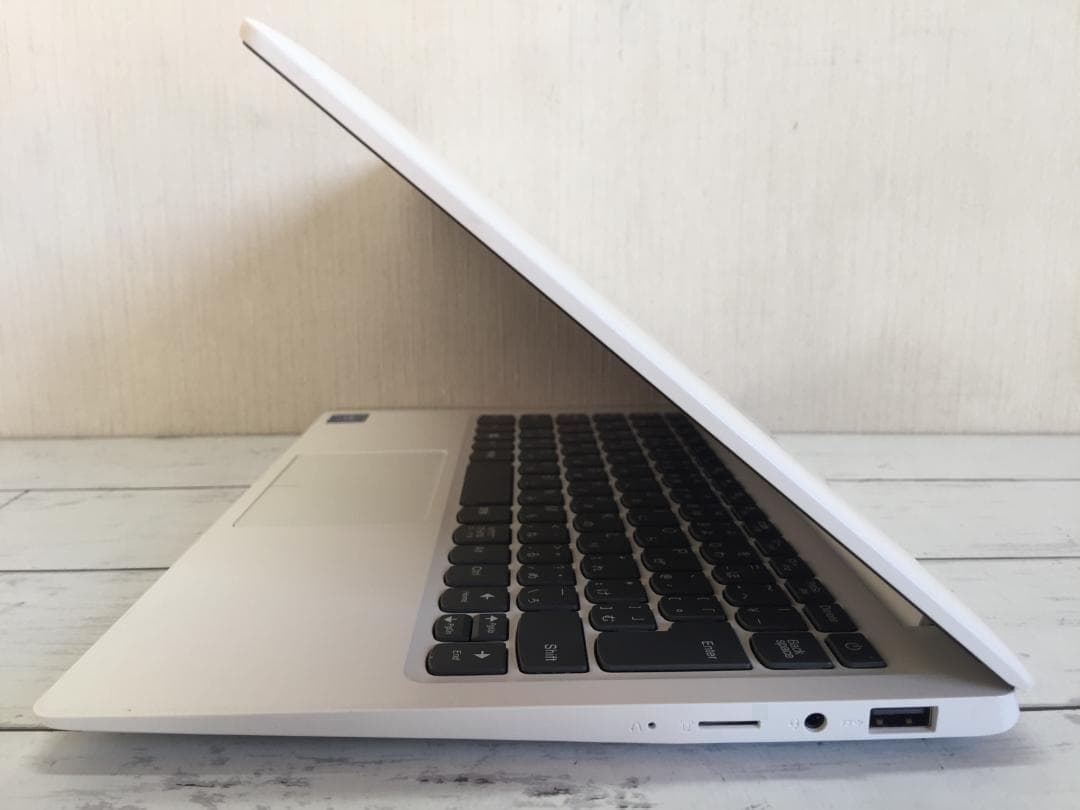 レノボ ideapad 120S 11.6型TFT液晶　 薄型・コンパクトPC
