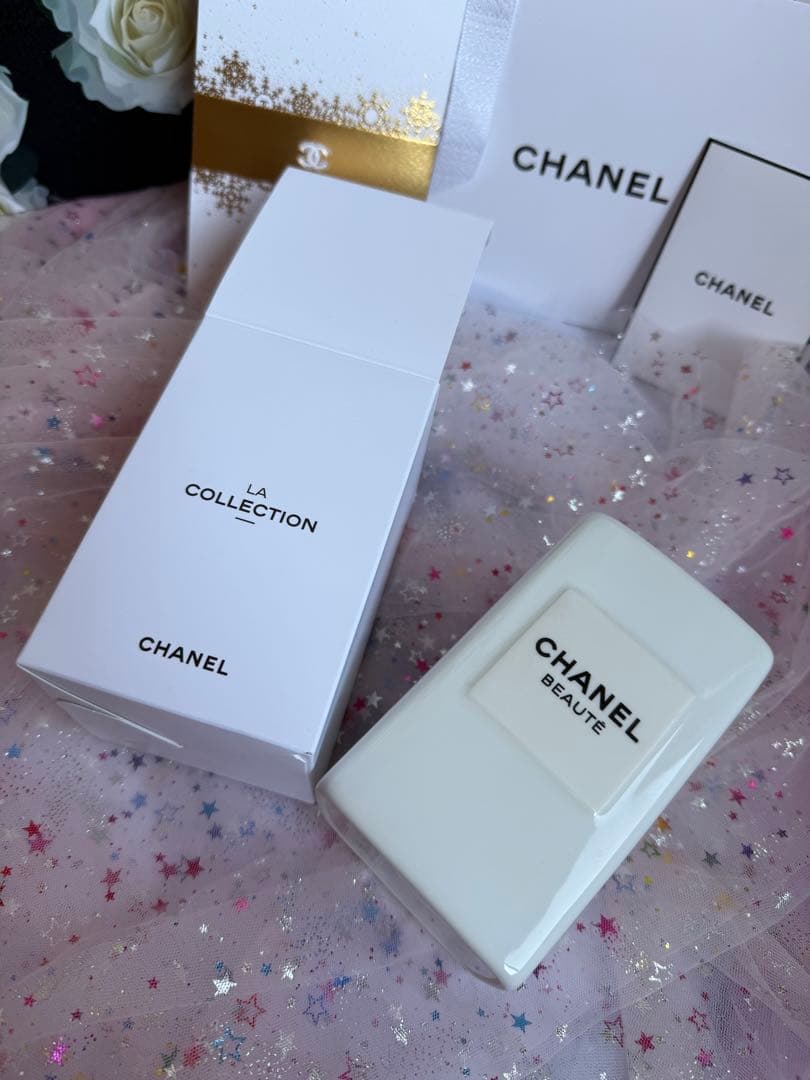 レアシャネル　ノベルティ　非売品　ブラシスタンド/ペン立て/花瓶