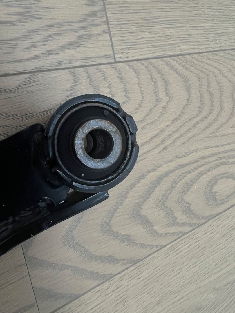 【土日10%OFF】30 アルファードヴェルファイア　社外リアアッパーアーム