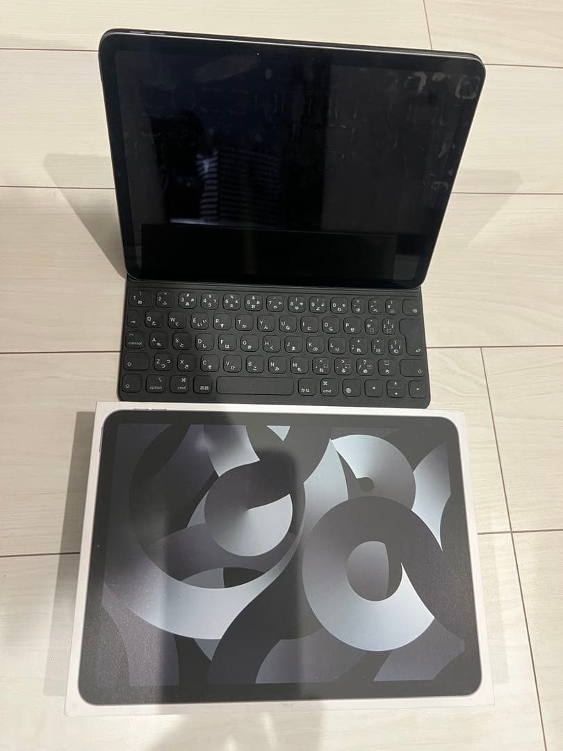 く*と様 iPad Air (第5世代) スペースグレー Magic Keybo