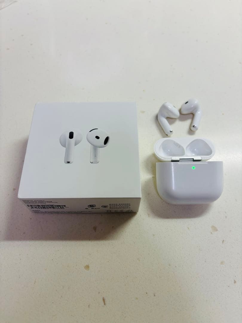 AirPods4 ノイキャン非搭載 箱付き 使用感あり