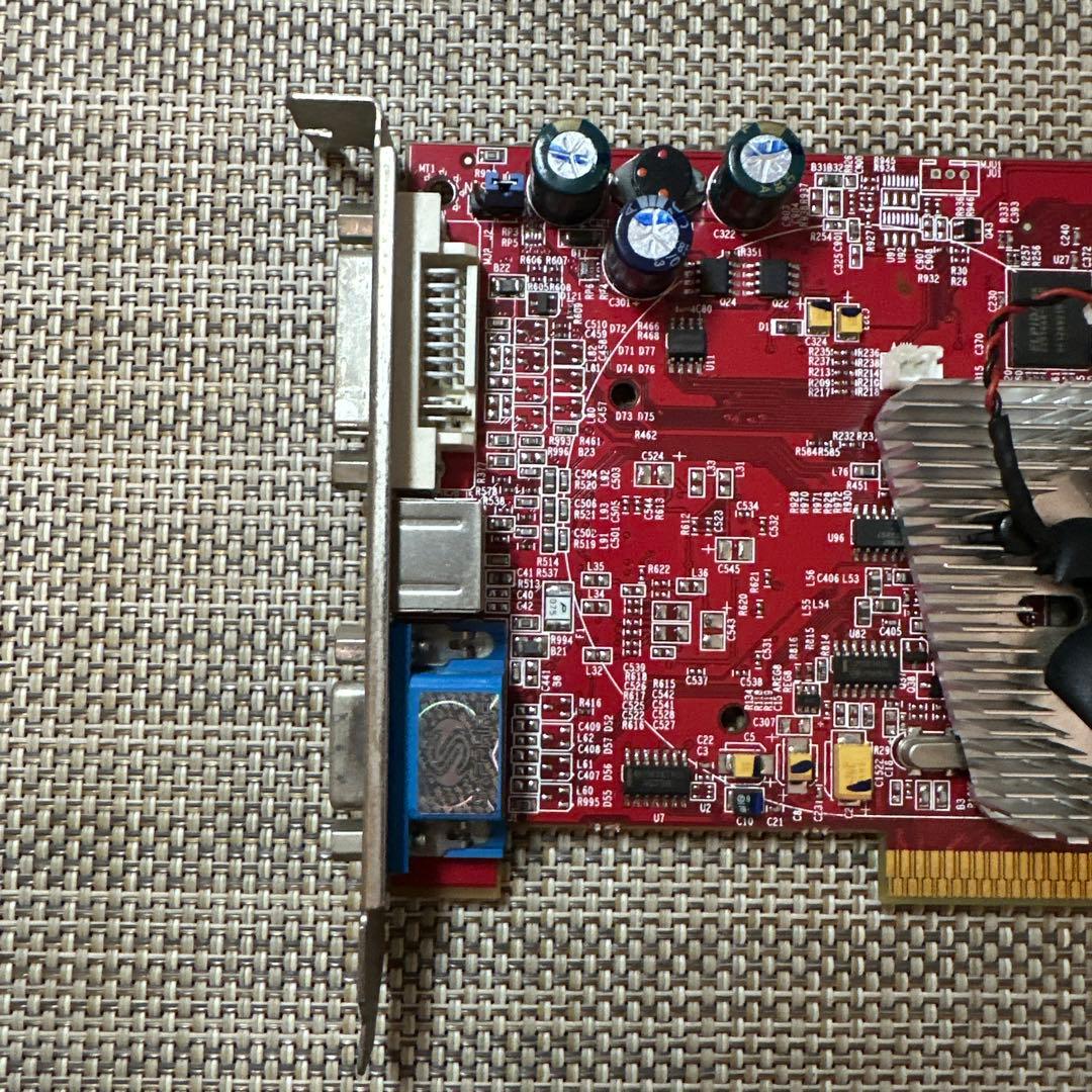 正常動作品　ATI Radeon 9800 Proグラフィックボード