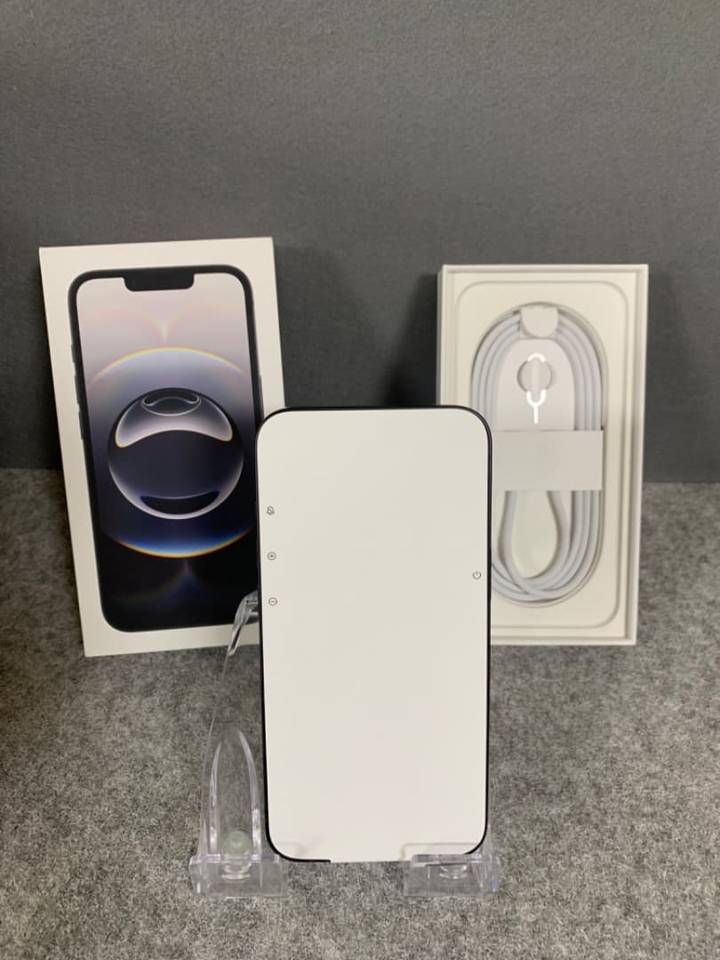 新品未使用 国内版 SIMフリー iPhone16e 128GB ブラック色