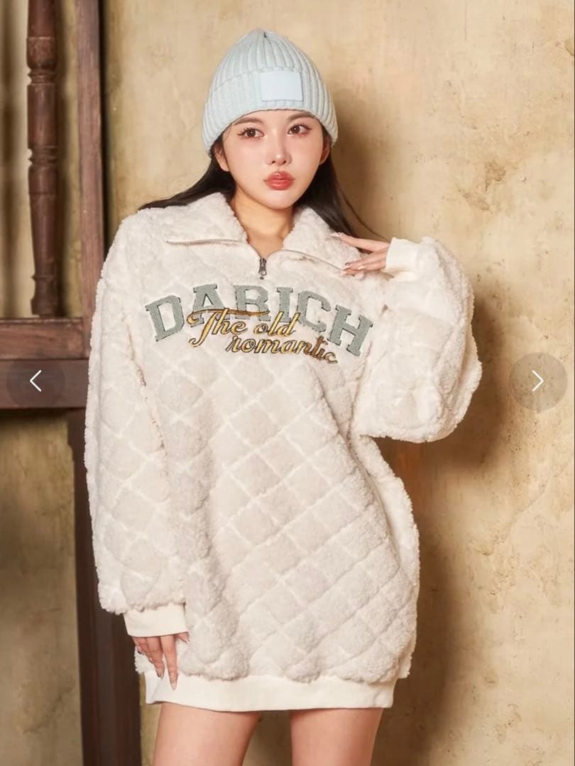 DARICHロゴボアハーフジップトップス