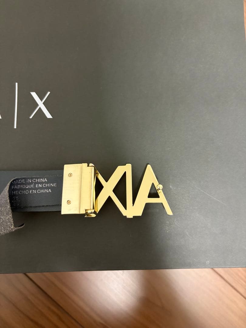 Armani Exchange ブラックレザーベルト